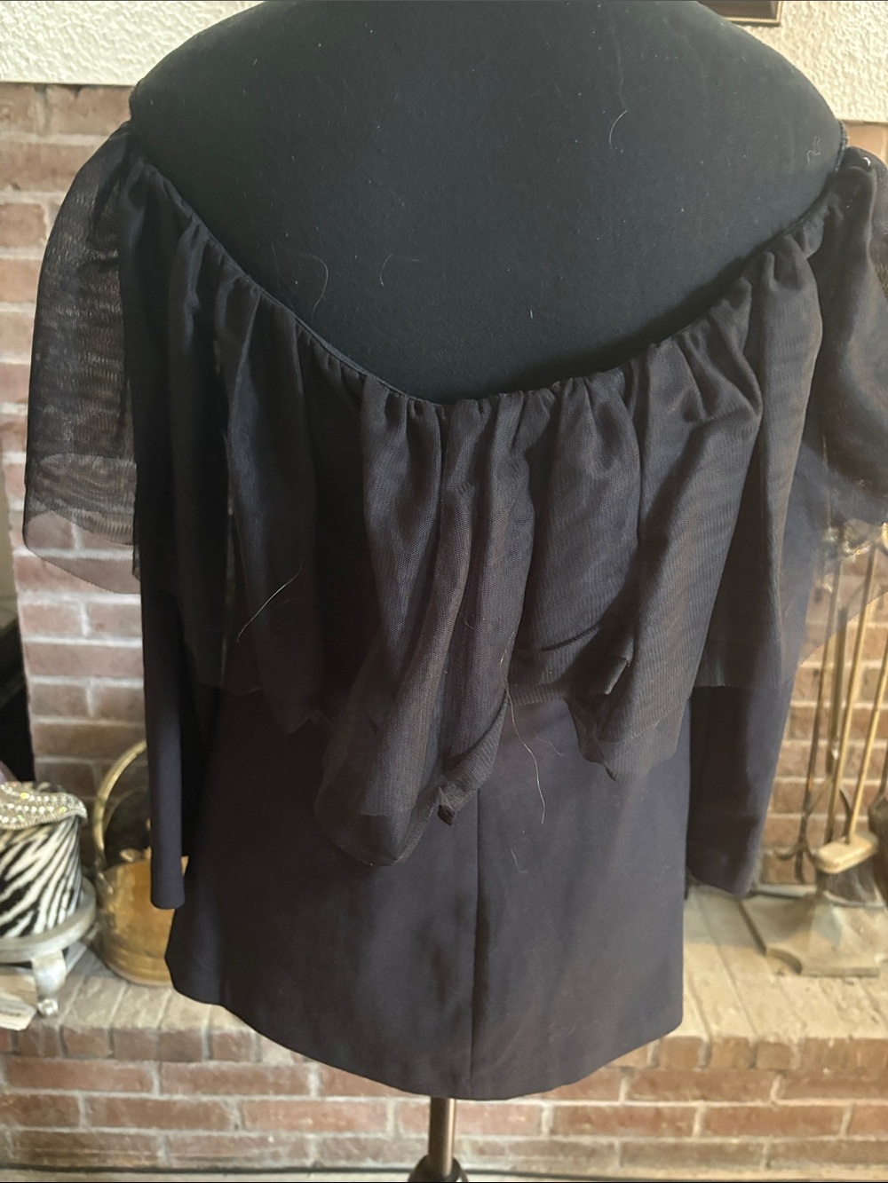 Zara Black Off-Shoulder Ruffle Tunic - Picture 2 of 5